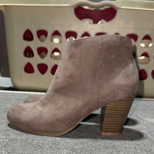 Women's Suede Ankle Boots - Brown